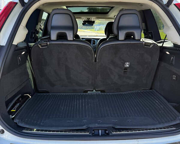 Вольво ХС90 2019 в Киеве на Automoto.ua Белый Вольво ХС90, объемом двигателя 1.97 л и пробегом 137 тыс. км за 34000 $, фото 24 на Automoto.ua