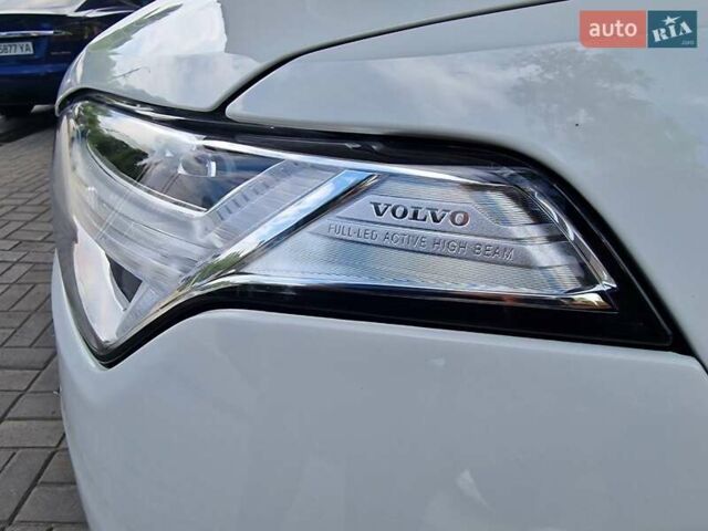 Вольво ХС90 2019 у Дніпро (Дніпропетровську) на Automoto.ua Білий Вольво ХС90, об'ємом двигуна 1.97 л та пробігом 73 тис. км за 35500 $, фото 11 на Automoto.ua
