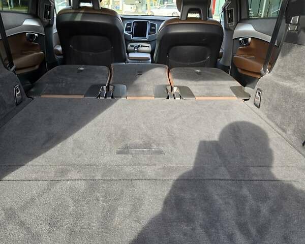 Белый Вольво ХС90, объемом двигателя 1.97 л и пробегом 151 тыс. км за 35500 $, фото 21 на Automoto.ua