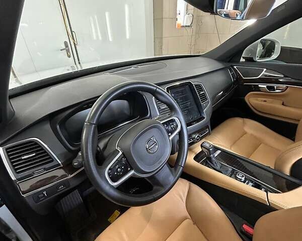 Белый Вольво ХС90, объемом двигателя 1.97 л и пробегом 149 тыс. км за 32400 $, фото 19 на Automoto.ua