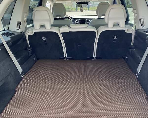 Белый Вольво ХС90, объемом двигателя 1.97 л и пробегом 142 тыс. км за 34500 $, фото 14 на Automoto.ua