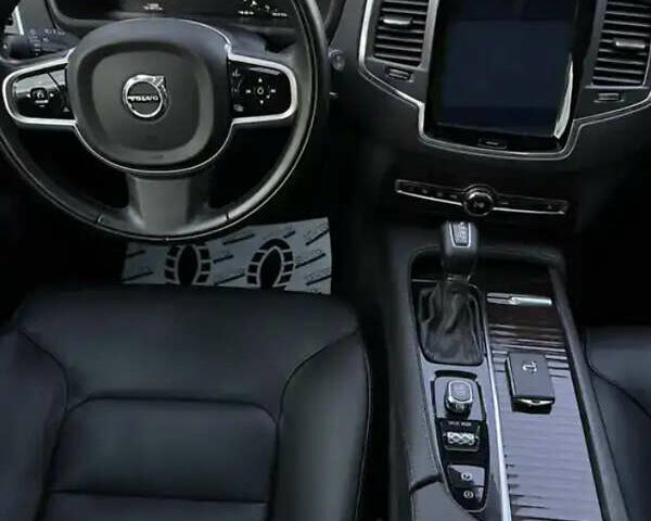 Белый Вольво ХС90, объемом двигателя 1.97 л и пробегом 140 тыс. км за 36900 $, фото 12 на Automoto.ua