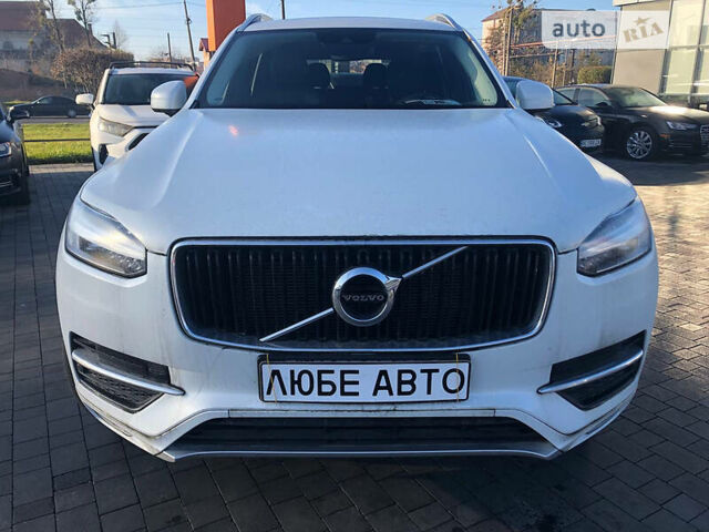 Белый Вольво ХС90, объемом двигателя 2 л и пробегом 33 тыс. км за 39900 $, фото 2 на Automoto.ua