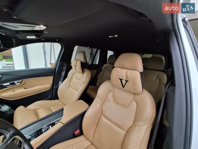 Білий Вольво ХС90, об'ємом двигуна 1.97 л та пробігом 105 тис. км за 41555 $, фото 8 на Automoto.ua