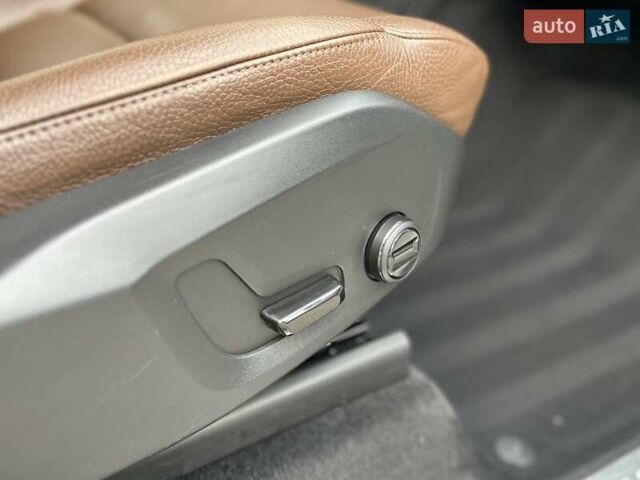 Белый Вольво ХС90, объемом двигателя 1.97 л и пробегом 153 тыс. км за 29999 $, фото 14 на Automoto.ua