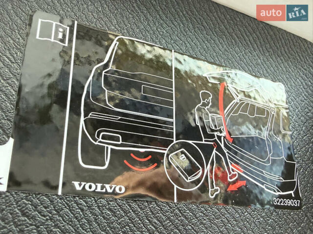 Вольво ХС90 2019 в Черновцах на Automoto.ua Белый Вольво ХС90, объемом двигателя 2 л и пробегом 132 тыс. км за 33300 $, фото 65 на Automoto.ua