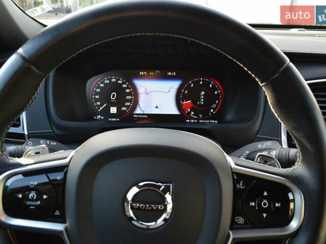 Белый Вольво ХС90, объемом двигателя 1.97 л и пробегом 102 тыс. км за 41000 $, фото 43 на Automoto.ua