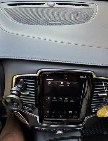 Вольво ХС90 2020 в Черновцах на Automoto.ua Белый Вольво ХС90, объемом двигателя 2 л и пробегом 111 тыс. км за 44000 $, фото 15 на Automoto.ua