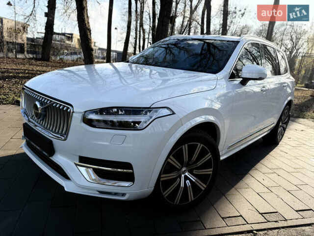 Белый Вольво ХС90, объемом двигателя 1.97 л и пробегом 105 тыс. км за 43500 $, фото 14 на Automoto.ua