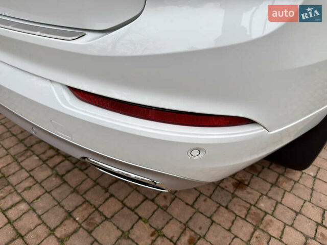 Белый Вольво ХС90, объемом двигателя 2 л и пробегом 145 тыс. км за 38400 $, фото 56 на Automoto.ua