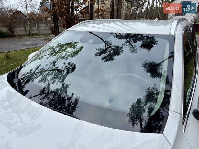 Белый Вольво ХС90, объемом двигателя 2 л и пробегом 145 тыс. км за 38400 $, фото 29 на Automoto.ua