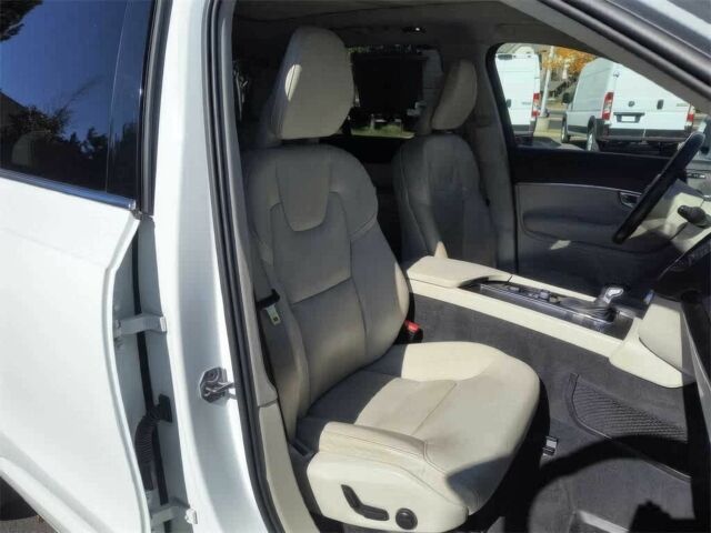 Білий Вольво ХС90, об'ємом двигуна 2 л та пробігом 50 тис. км за 10500 $, фото 8 на Automoto.ua