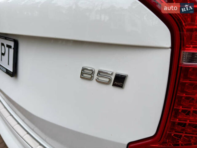 Белый Вольво ХС90, объемом двигателя 2 л и пробегом 145 тыс. км за 38400 $, фото 55 на Automoto.ua