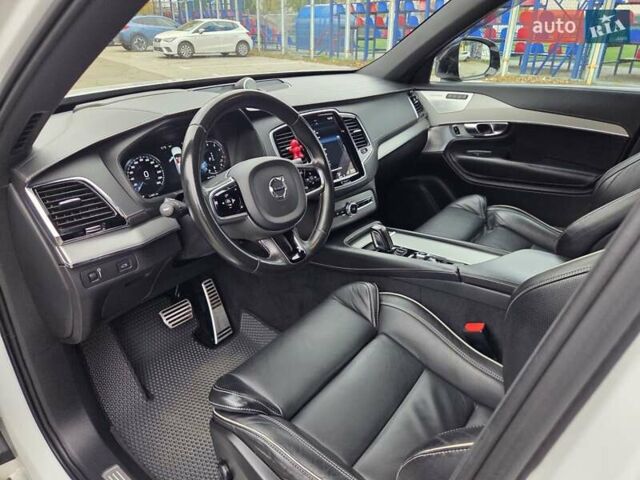 Белый Вольво ХС90, объемом двигателя 1.97 л и пробегом 117 тыс. км за 45500 $, фото 50 на Automoto.ua