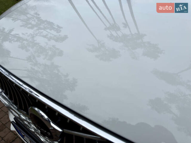 Белый Вольво ХС90, объемом двигателя 2 л и пробегом 145 тыс. км за 38400 $, фото 79 на Automoto.ua