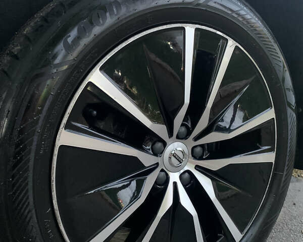Вольво ХС90 2020 в Харькове на Automoto.ua Белый Вольво ХС90, объемом двигателя 1.97 л и пробегом 69 тыс. км за 45900 $, фото 37 на Automoto.ua