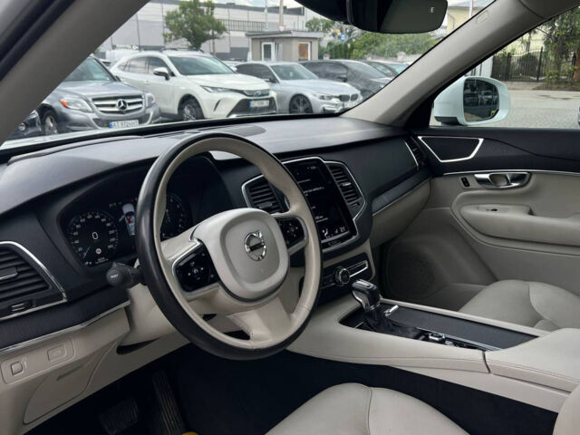 Белый Вольво ХС90, объемом двигателя 2 л и пробегом 68 тыс. км за 40900 $, фото 7 на Automoto.ua