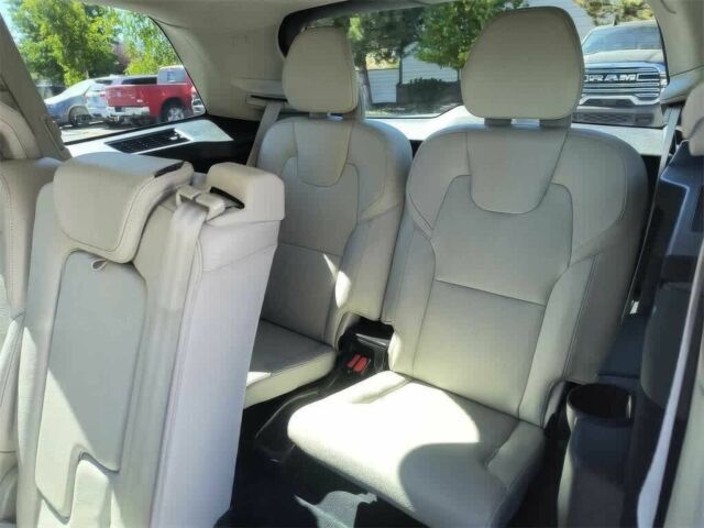 Білий Вольво ХС90, об'ємом двигуна 2 л та пробігом 50 тис. км за 10500 $, фото 10 на Automoto.ua