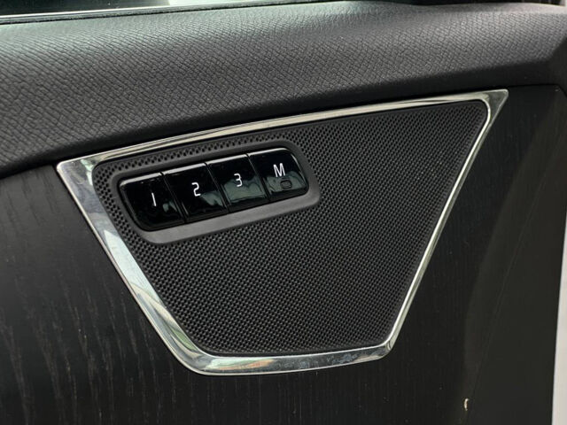 Белый Вольво ХС90, объемом двигателя 2 л и пробегом 68 тыс. км за 40900 $, фото 11 на Automoto.ua