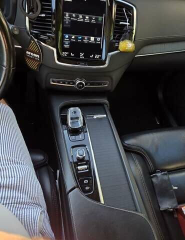 Вольво ХС90 2020 в Черновцах на Automoto.ua Белый Вольво ХС90, объемом двигателя 2 л и пробегом 111 тыс. км за 44000 $, фото 17 на Automoto.ua