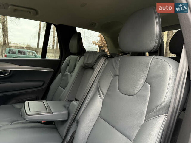 Белый Вольво ХС90, объемом двигателя 2 л и пробегом 145 тыс. км за 38400 $, фото 126 на Automoto.ua