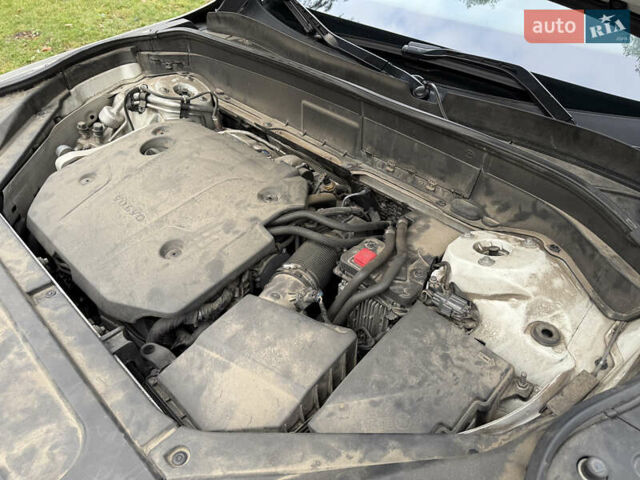 Белый Вольво ХС90, объемом двигателя 2 л и пробегом 145 тыс. км за 38400 $, фото 181 на Automoto.ua