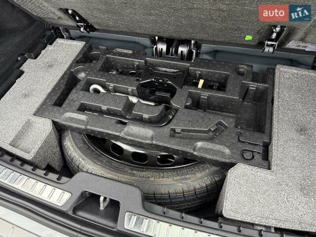 Белый Вольво ХС90, объемом двигателя 2 л и пробегом 145 тыс. км за 38400 $, фото 144 на Automoto.ua