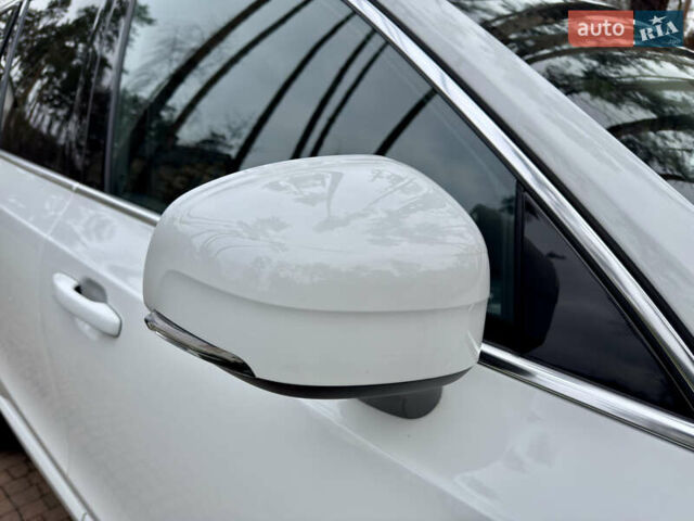 Белый Вольво ХС90, объемом двигателя 2 л и пробегом 145 тыс. км за 38400 $, фото 61 на Automoto.ua
