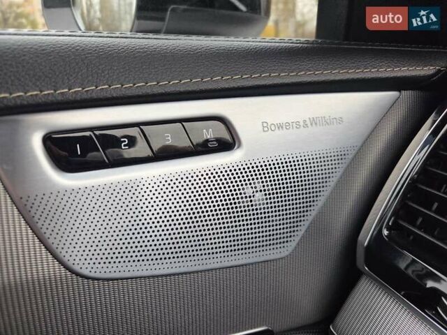 Белый Вольво ХС90, объемом двигателя 1.97 л и пробегом 117 тыс. км за 45500 $, фото 23 на Automoto.ua