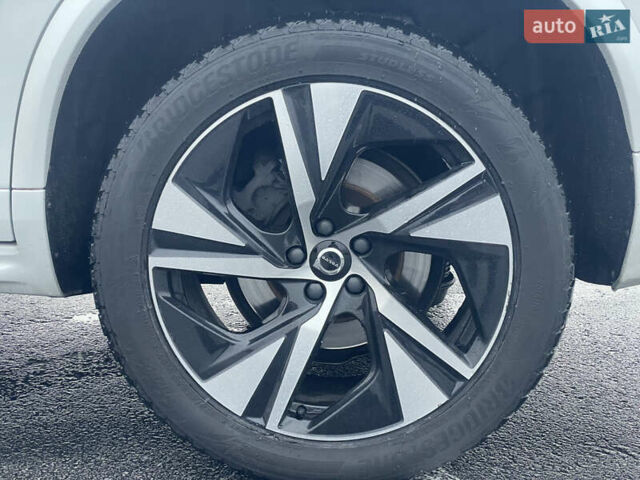 Белый Вольво ХС90, объемом двигателя 1.97 л и пробегом 98 тыс. км за 43500 $, фото 30 на Automoto.ua