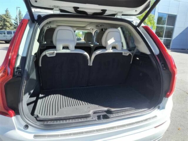 Білий Вольво ХС90, об'ємом двигуна 2 л та пробігом 50 тис. км за 10500 $, фото 12 на Automoto.ua