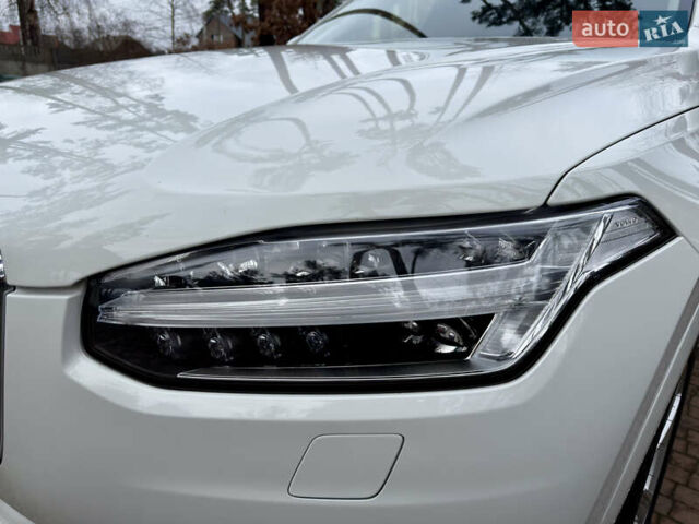 Белый Вольво ХС90, объемом двигателя 2 л и пробегом 145 тыс. км за 38400 $, фото 25 на Automoto.ua