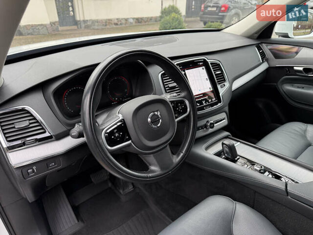 Белый Вольво ХС90, объемом двигателя 2 л и пробегом 145 тыс. км за 38400 $, фото 10 на Automoto.ua