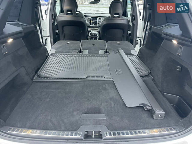 Белый Вольво ХС90, объемом двигателя 1.97 л и пробегом 98 тыс. км за 43500 $, фото 60 на Automoto.ua