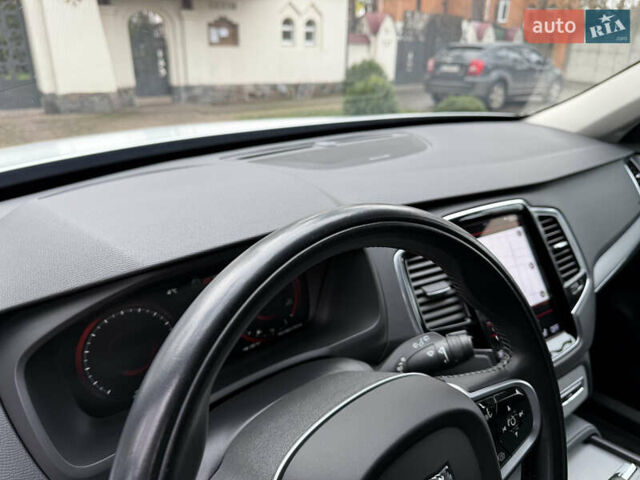 Белый Вольво ХС90, объемом двигателя 2 л и пробегом 145 тыс. км за 38400 $, фото 92 на Automoto.ua