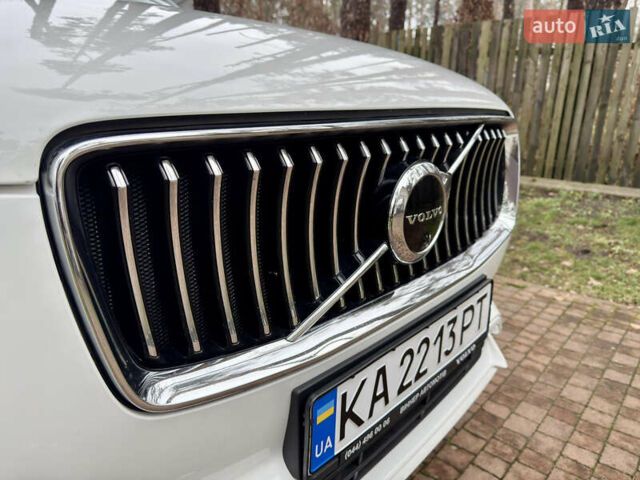 Белый Вольво ХС90, объемом двигателя 2 л и пробегом 145 тыс. км за 38400 $, фото 72 на Automoto.ua