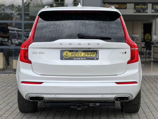 Белый Вольво ХС90, объемом двигателя 2 л и пробегом 68 тыс. км за 40900 $, фото 4 на Automoto.ua