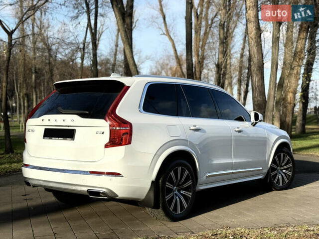 Белый Вольво ХС90, объемом двигателя 1.97 л и пробегом 105 тыс. км за 43500 $, фото 8 на Automoto.ua