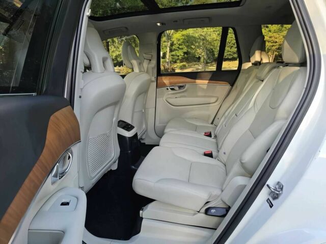 Вольво ХС90 2021 у Дніпро (Дніпропетровську) на Automoto.ua Білий Вольво ХС90, об'ємом двигуна 2 л та пробігом 25 тис. км за 26700 $, фото 11 на Automoto.ua