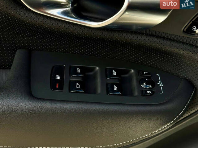 Вольво ХС90 2021 в Киеве на Automoto.ua Белый Вольво ХС90, объемом двигателя 2 л и пробегом 57 тыс. км за 45500 $, фото 19 на Automoto.ua