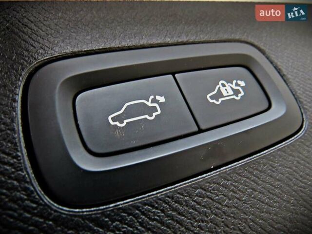 Белый Вольво ХС90, объемом двигателя 1.97 л и пробегом 50 тыс. км за 43800 $, фото 21 на Automoto.ua