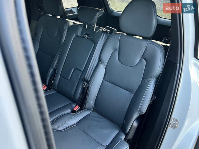 Белый Вольво ХС90, объемом двигателя 1.97 л и пробегом 85 тыс. км за 47800 $, фото 47 на Automoto.ua