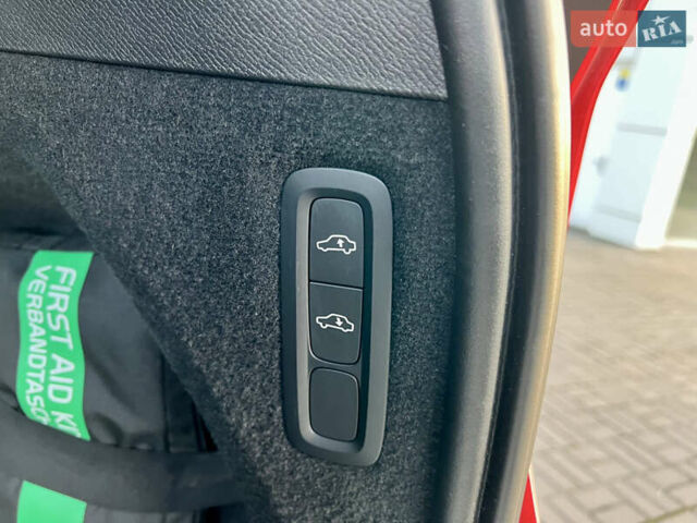 Белый Вольво ХС90, объемом двигателя 1.97 л и пробегом 85 тыс. км за 47800 $, фото 80 на Automoto.ua