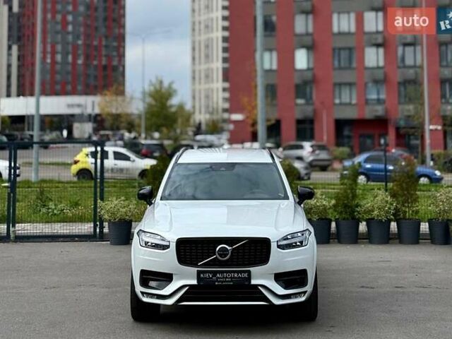 Вольво ХС90 2021 в Киеве на Automoto.ua Белый Вольво ХС90, объемом двигателя 2 л и пробегом 57 тыс. км за 45500 $, фото 6 на Automoto.ua