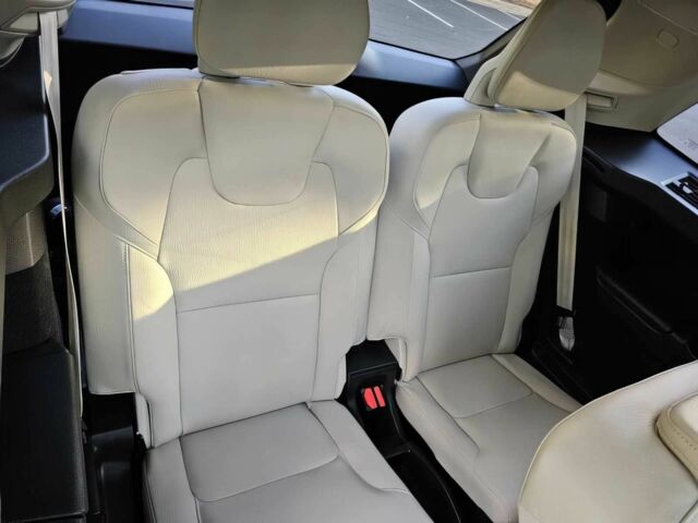 Вольво ХС90 2021 у Дніпро (Дніпропетровську) на Automoto.ua Білий Вольво ХС90, об'ємом двигуна 2 л та пробігом 25 тис. км за 26700 $, фото 12 на Automoto.ua