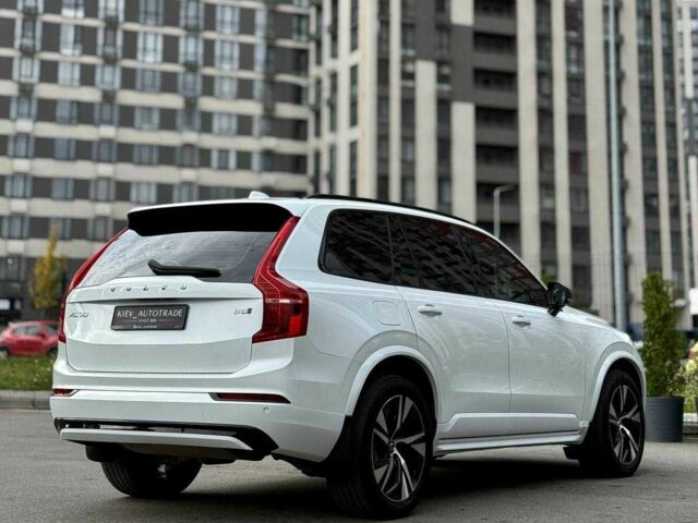 Вольво ХС90 2021 в Киеве на Automoto.ua Белый Вольво ХС90, объемом двигателя 2 л и пробегом 57 тыс. км за 45500 $, фото 1 на Automoto.ua