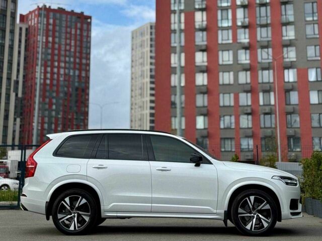 Вольво ХС90 2021 в Киеве на Automoto.ua Белый Вольво ХС90, объемом двигателя 2 л и пробегом 57 тыс. км за 45500 $, фото 4 на Automoto.ua