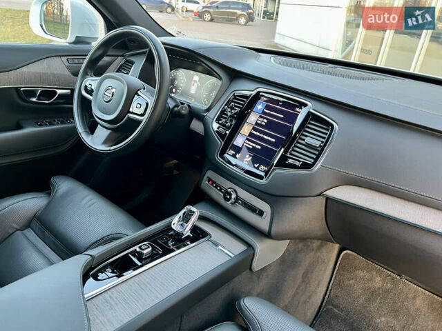 Белый Вольво ХС90, объемом двигателя 1.97 л и пробегом 85 тыс. км за 47800 $, фото 51 на Automoto.ua