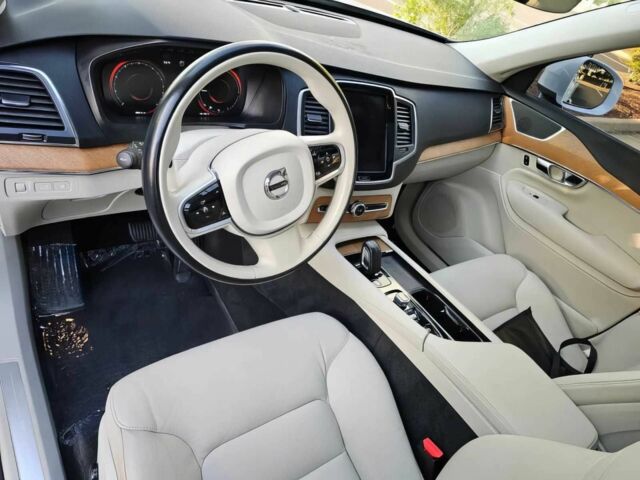 Вольво ХС90 2021 у Дніпро (Дніпропетровську) на Automoto.ua Білий Вольво ХС90, об'ємом двигуна 2 л та пробігом 25 тис. км за 26700 $, фото 8 на Automoto.ua