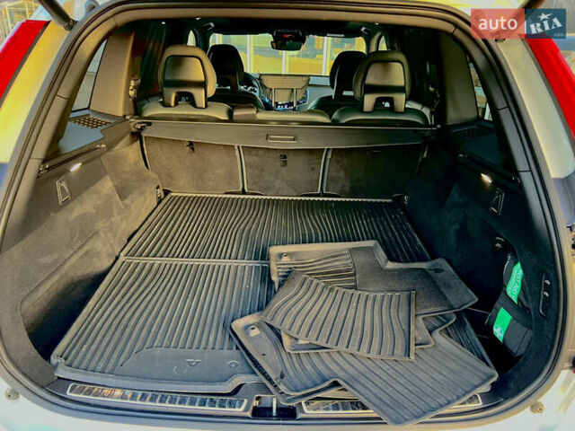 Белый Вольво ХС90, объемом двигателя 1.97 л и пробегом 85 тыс. км за 47800 $, фото 83 на Automoto.ua